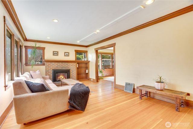 3820 S J Street, Tacoma, WA 98418