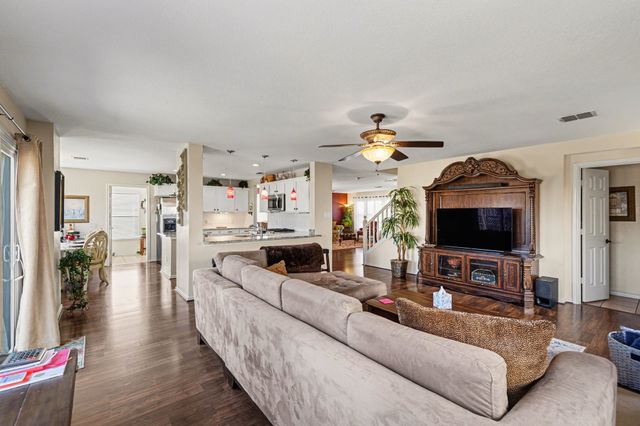 2018 Baker Drive, Corinth, TX 76210