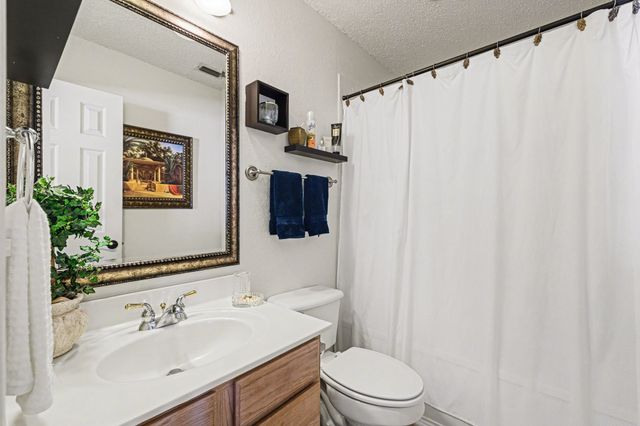 2018 Baker Drive, Corinth, TX 76210