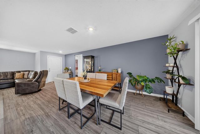 2916 SE Melaleuca Boulevard, Port Saint Lucie, FL 34952