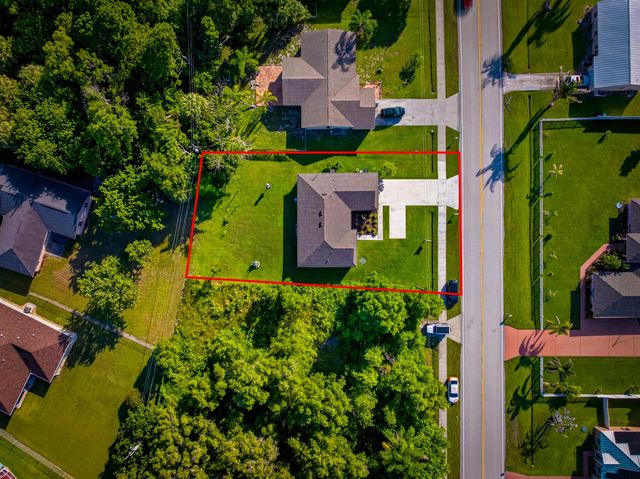 2916 SE Melaleuca Boulevard, Port Saint Lucie, FL 34952