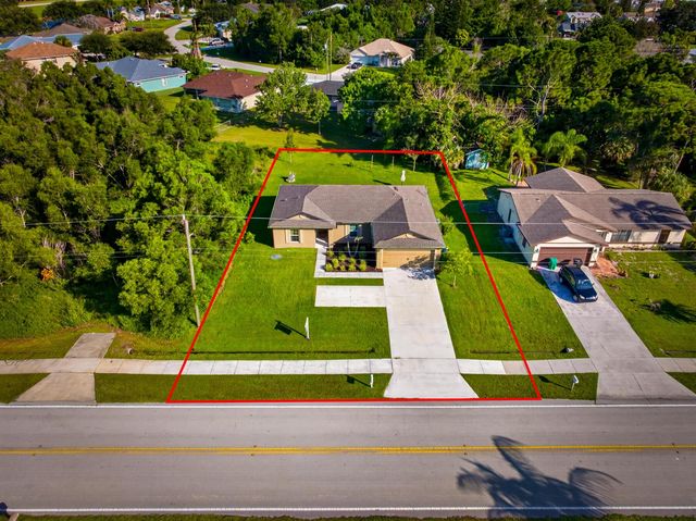 2916 SE Melaleuca Boulevard, Port Saint Lucie, FL 34952