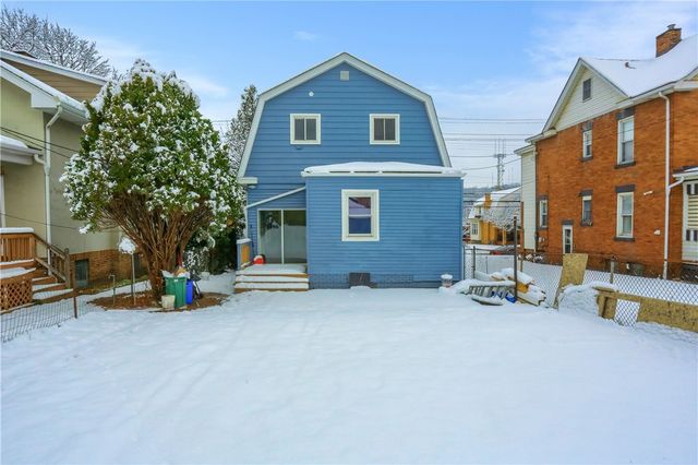 1418 Duss, Ambridge, PA 15003