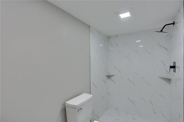 1418 Duss, Ambridge, PA 15003