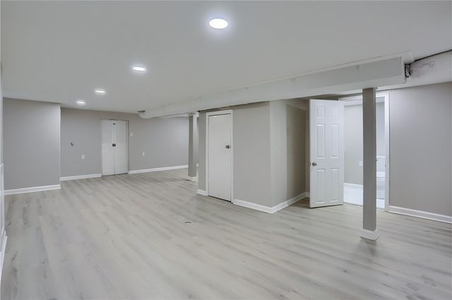 1418 Duss, Ambridge, PA 15003