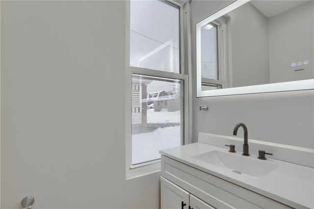 1418 Duss, Ambridge, PA 15003