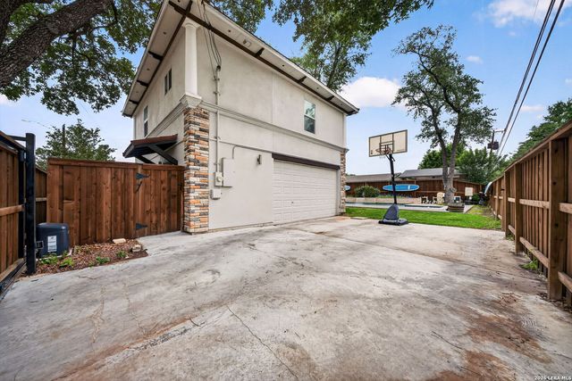 602 E Nottingham, San Antonio, TX 78209