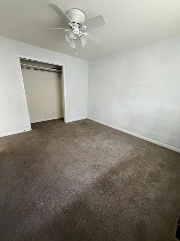 Image 13 of property listing at 39 Ridge Road, Centralia, IL 62801