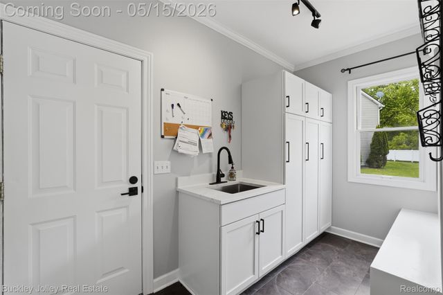 8705 Clarion Court, Green Oak Township, MI 48116