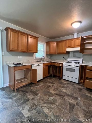 1728 Saint Augustine Avenue, Fayetteville, NC 28304