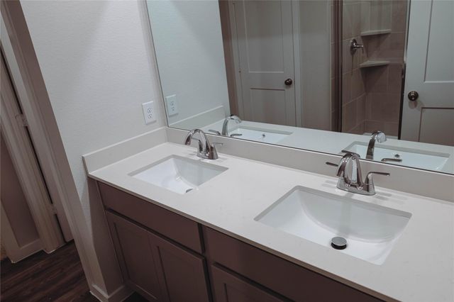 211 Brazen Forest Trail, Magnolia, TX 77354