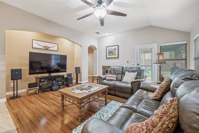 412 Crossbill Lane, Little Elm, TX 75068