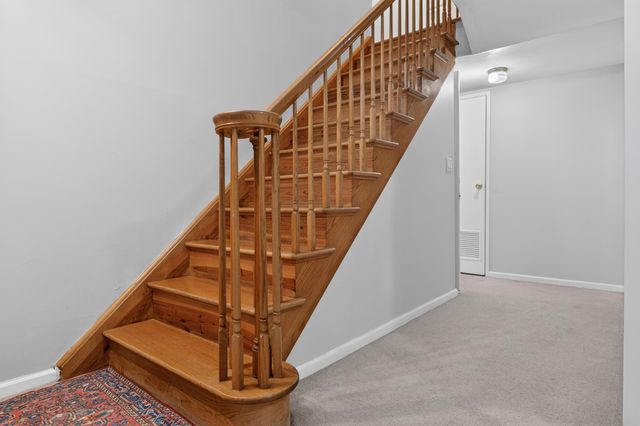 126 WEST 33RD ST, Bayonne, NJ 07002