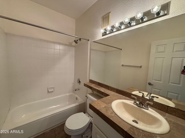 4455 E Paradise Village Parkway S 1029, Phoenix, AZ 85032