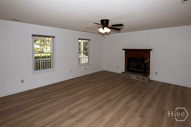 405 Magnolia Street, Guyton, GA 31312