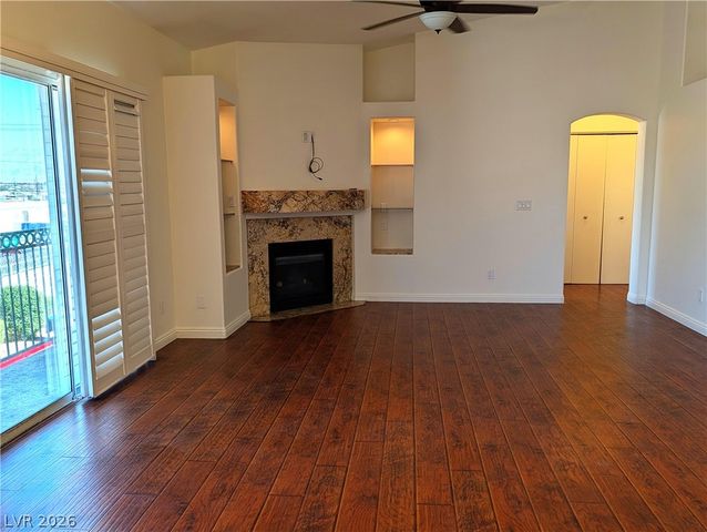 6201 East Lake Mead Boulevard 218, Las Vegas, NV 89156