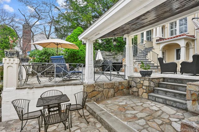 35 Euclid Avenue, Ardsley, NY 10502