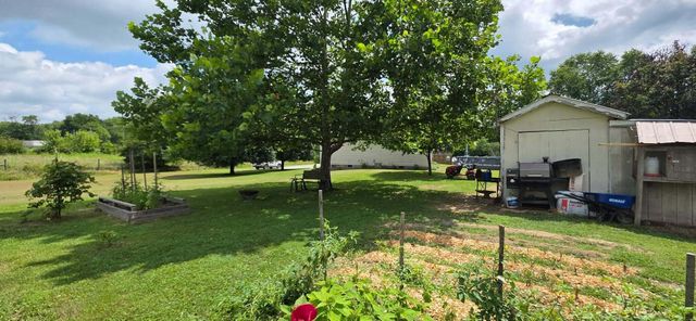 222 Kentucky Avenue, Junction City, KY 40440