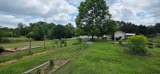 222 Kentucky Avenue, Junction City, KY 40440