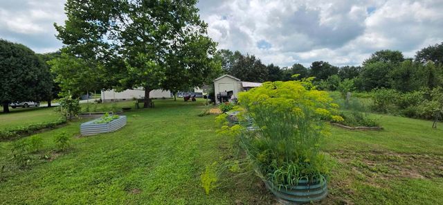 222 Kentucky Avenue, Junction City, KY 40440
