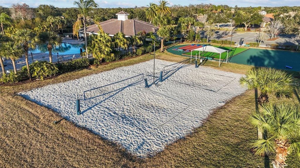 Image 51 of property listing at 8721 STONE HARBOUR LOOP, Bradenton, FL 34212