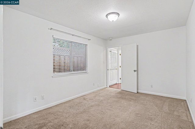 1360 Grove Way, Concord, CA 94518