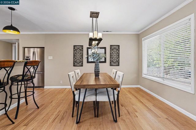 1360 Grove Way, Concord, CA 94518