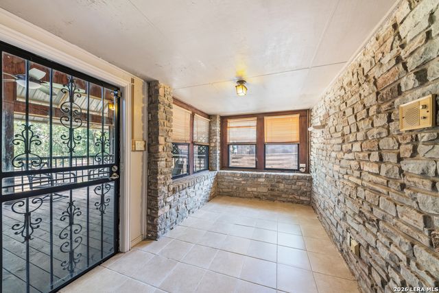 120 Lincoln, Schertz, TX 78154