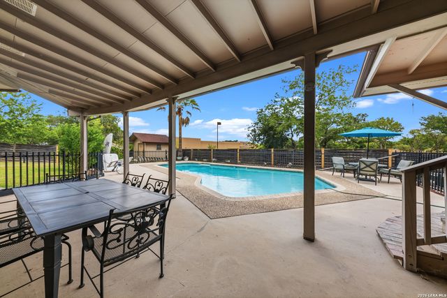 120 Lincoln, Schertz, TX 78154