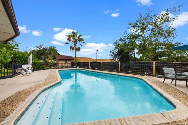 120 Lincoln, Schertz, TX 78154