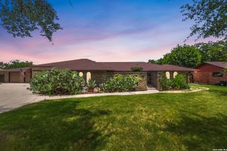 120 Lincoln, Schertz, TX 78154