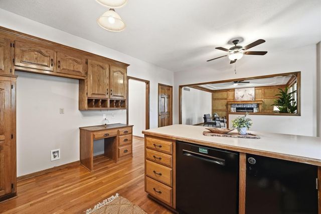 820 NE Adams Drive, Lee's Summit, MO 64086