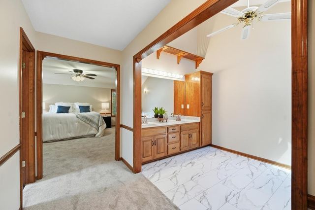 820 NE Adams Drive, Lee's Summit, MO 64086
