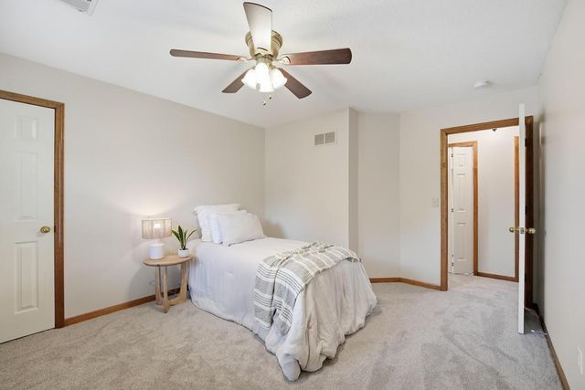 820 NE Adams Drive, Lee's Summit, MO 64086