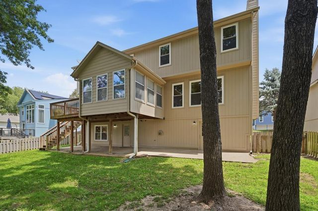 820 NE Adams Drive, Lee's Summit, MO 64086