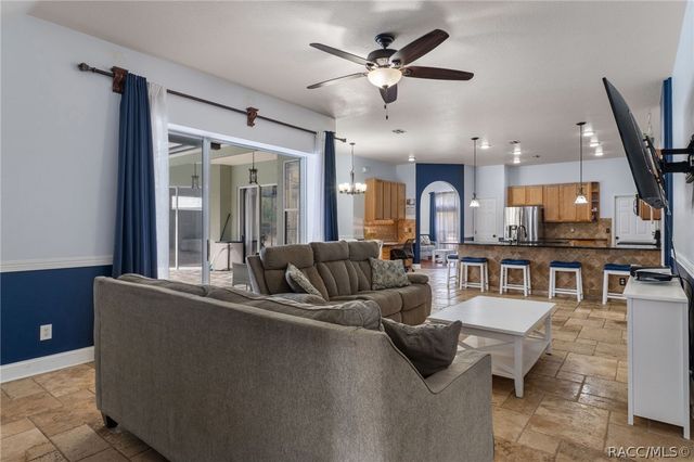 10 Boxleaf Court S, Homosassa, FL 34446