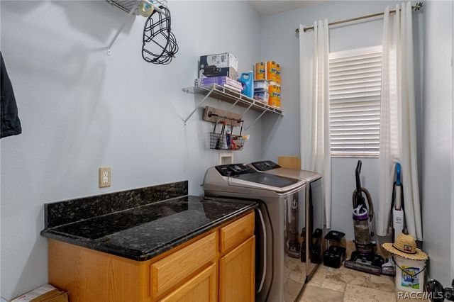 10 Boxleaf Court S, Homosassa, FL 34446