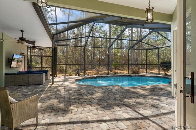 10 Boxleaf Court S, Homosassa, FL 34446