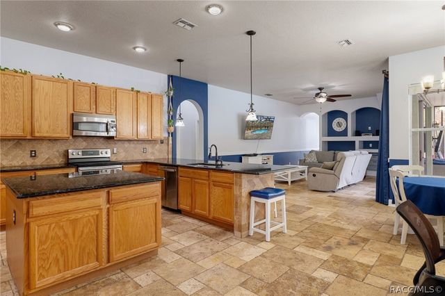 10 Boxleaf Court S, Homosassa, FL 34446