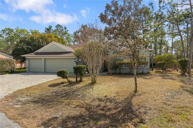10 Boxleaf Court S, Homosassa, FL 34446