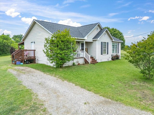 224 Skrivanek Road, Ennis, TX 75119