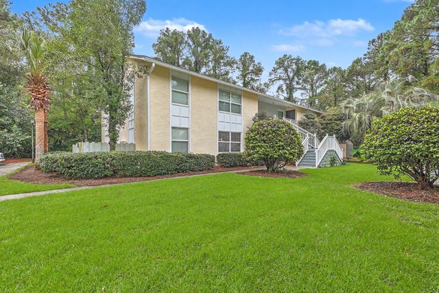 341 W Coleman Boulevard E, Mount Pleasant, SC 29464