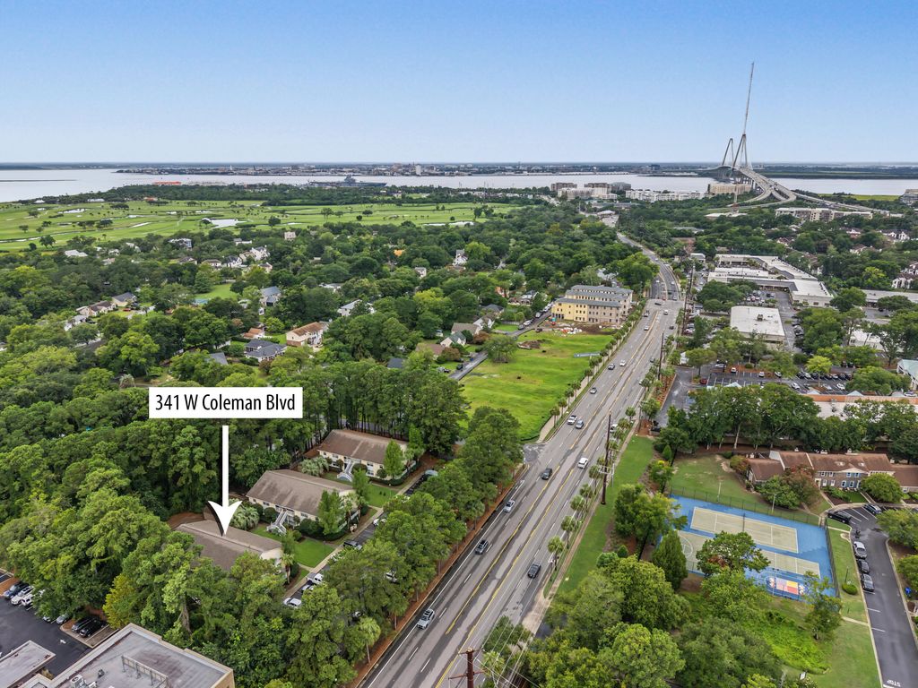 341 W Coleman Boulevard E, Mount Pleasant, SC 29464