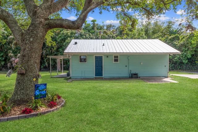 10908 SE Hobart Street, Jupiter, FL 33469