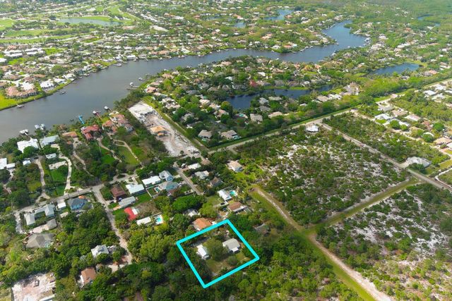 10908 SE Hobart Street, Jupiter, FL 33469