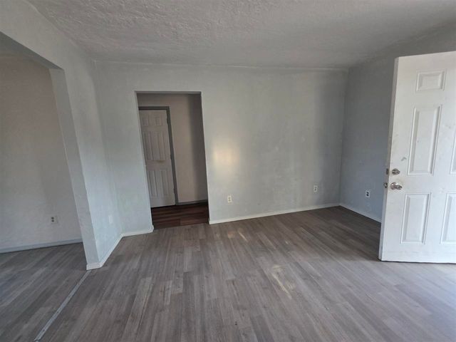 2411 SW C Ave, Lawton, OK 73505