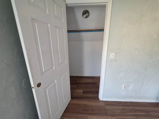 2411 SW C Ave, Lawton, OK 73505