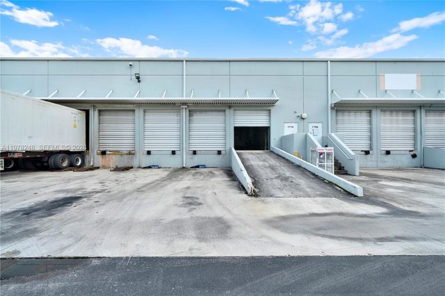 7770 NW 46th Street 23, Doral, FL 33166