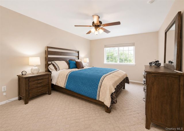 333 Prairie Court, Manorville, NY 11949