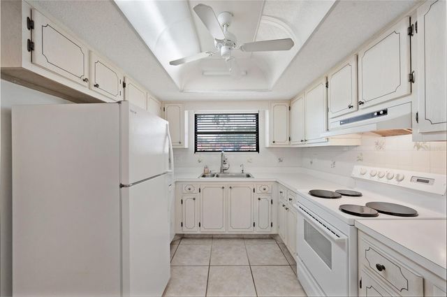 1407 58TH STREET W 1407, Bradenton, FL 34209